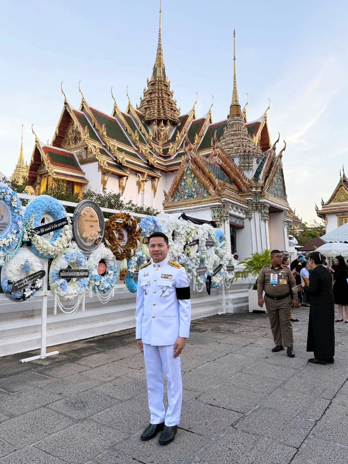 ผู้บริหาร สพฐ. ร่วมพิธีทรงบำเพ็ญพระราชกุศลพระพิธีธรรมสวดอภิธรรมพระบรมศพ สมเด็จพระนางเจ้าสิริกิติ์ พระบรมราชินีนาถ พระบรมราชชนนีพันปีหลวง