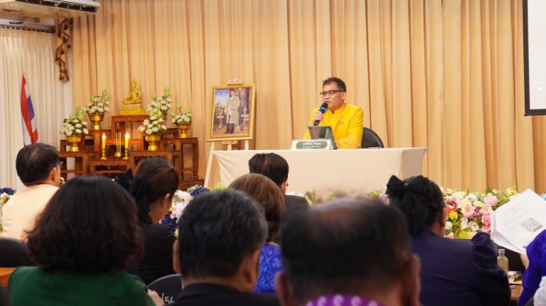 สพป.พิจิตร เขต 1 ดำเนินการประชุมผู้บริหารสถานศึกษาและผู้ที่เกี่ยวข้องแบบสัญจร อำเภอเมืองพิจิตร