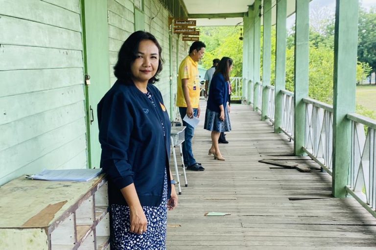 สพป.บุรีรัมย์ เขต ๑ ลงพื้นที่ตรวจเยี่ยมให้กำลังใจโรงเรียนที่ประสบภัยธรรมชาติ