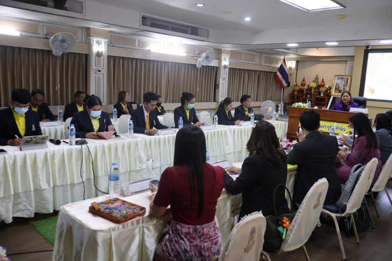 สพม.สงขลา สตูล นิเทศเตรียมความพร้อมเปิดภาคเรียนที่ 1/2568 ณ โรงเรียนนวมินทราชูทิศ ทักษิณ