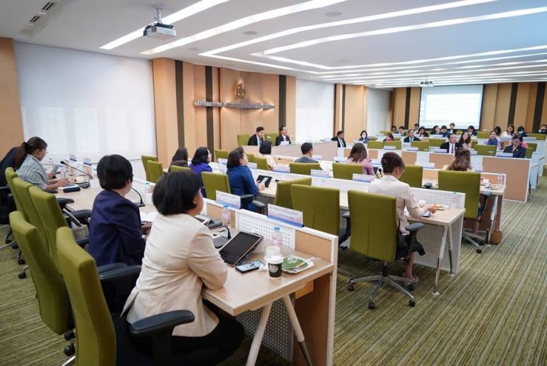 สพฐ. พัฒนาทักษะผู้ประกอบการรุ่นเยาว์ พร้อมคืบหน้านำการเรียนไปให้น้อง