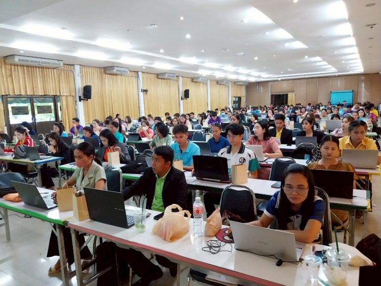 สพป.สุรินทร์ เขต 2 จัดโครงการประชุมเชิงปฏิบัติการขับเคลื่อนการใช้เทคโนโลยีดิจิทัลในการจัดการเรียนรู้ OBEC Content Center