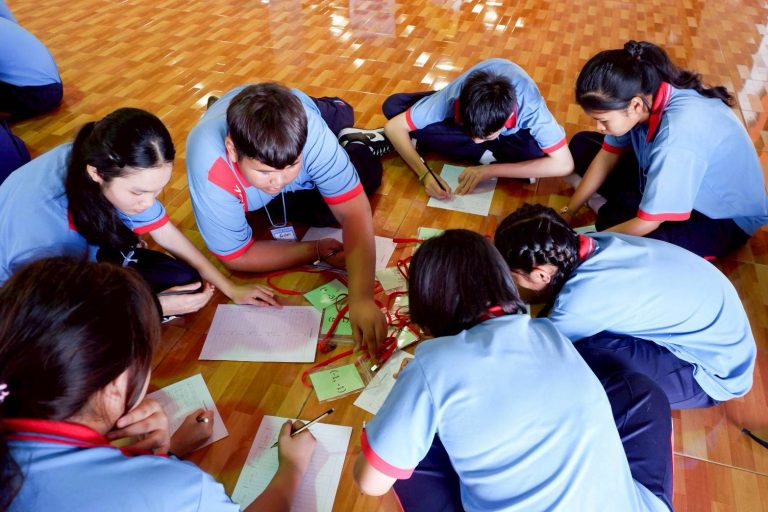 โรงเรียนนาวังศึกษาวิช สพม.เลย หนองบัวลำภู จัดกิจกรรมปฐมนิเทศและค่ายคณิตศาสตร์ MEET & MATH CAMP 2025 สำหรับห้องเรียนพิเศษ GEP และ SM ปีการศึกษา 2568