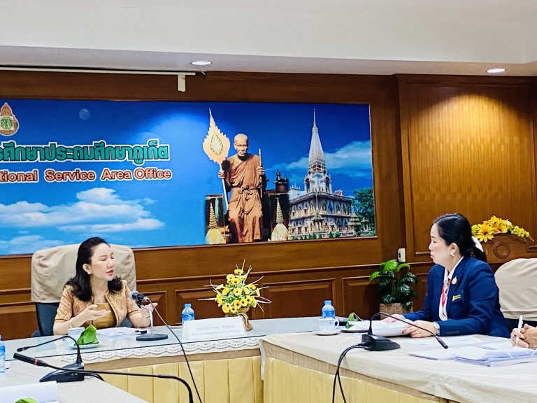 ผู้ช่วยเลขาธิการ กพฐ. นางภัทริยาวรรณ พันธุ์น้อย ลงพื้นที่ตรวจเยี่ยมสนามสอบครูผู้ช่วย สพป.ภูเก็ต