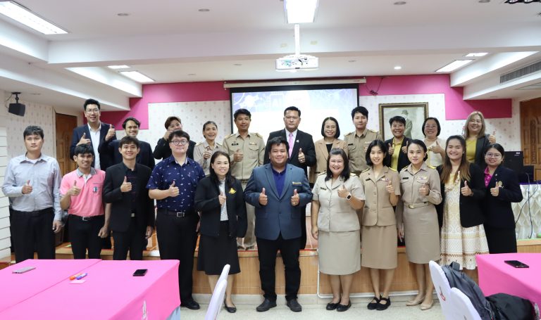 สพม.พิษณุโลก อุตรดิตถ์ จัดอบรมเชิงปฏิบัติการ “การพัฒนาสมรรถนะการเป็นผู้อำนวยการเรียนรู้และการประยุกต์ใช้ปัญญาประดิษฐ์ (AI) สำหรับครูวิทยาศาสตร์ เพื่อความก้าวหน้าทางวิชาชีพ”