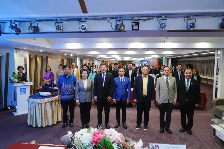 สพฐ. จัดประชุมวิเคราะห์ภารกิจถ่ายโอนด้านการศึกษาให้แก่องค์กรปกครองส่วนท้องถิ่น เพื่อเตรียมความพร้อมรับแผนกระจายอำนาจฉบับใหม่