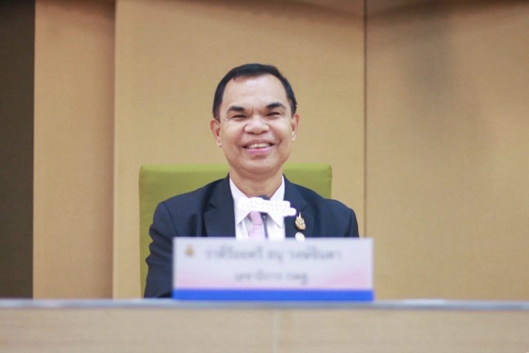 สพฐ. เร่งทบทวนระบบงานโรงเรียน หลังเกิดเหตุสูญเสียครู พร้อมกำชับโรงเรียนแนวชายแดน ดูแลความปลอดภัยครู-นักเรียนเต็ม 100%