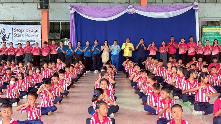 สพป.ชุมพร เขต 1 ร่วมส่งเสริมให้นักเรียนมีสุขภาพดีด้วยการออกกำลังกาย พร้อมส่งเสริม Soft Power คีตะมวยไทย ขับเคลื่อนนโยบาย “เรียนดี มีความสุข”