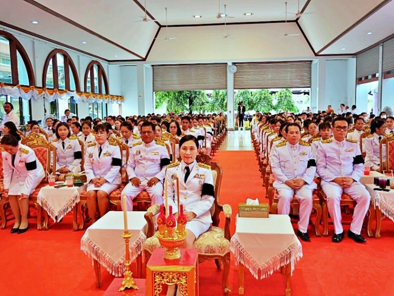 ข้าราชการ สพป.นครปฐม เขต 1 ร่วมพิธีบำเพ็ญพระราชกุศลครบ ๕๐ วัน ถวายแด่พระเดชพระคุณพระพรหมเวที อดีตที่ปรึกษาเจ้าคณะภาค ๑๕ และอดีตเจ้าอาวาสวัดพระปฐมเจดีย์    ราชวรมหาวิหาร