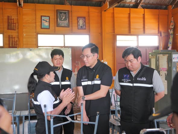 ศธ. – สพฐ. ลงพื้นที่ จ.เลย ตรวจเยี่ยมโรงเรียนประสบเหตุอาคารเรียนเสียหาย พร้อมติดตามการขับเคลื่อนงานตามนโยบาย