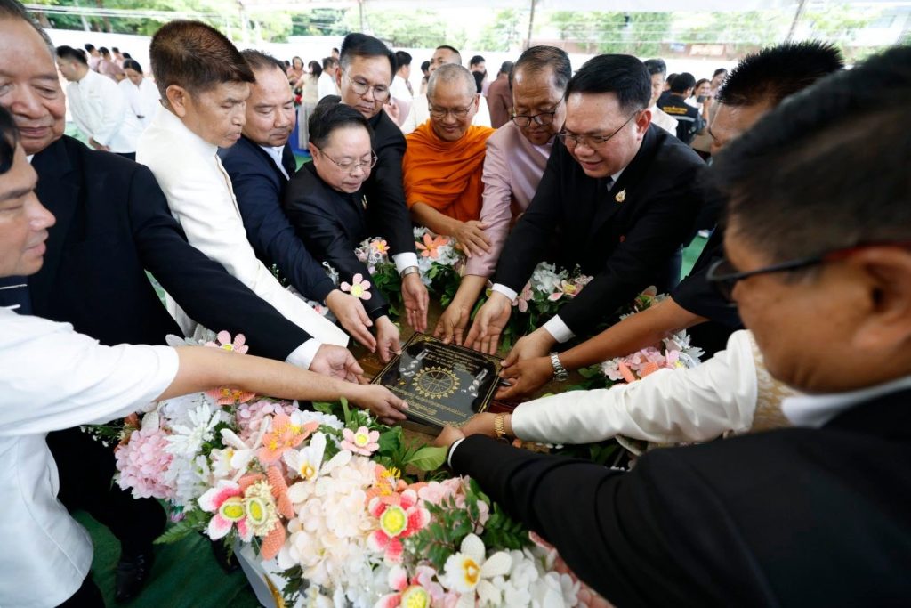 เลขาธิการ กพฐ. ร่วมวางศิลาฤกษ์อาคารอเนกประสงค์โรงเรียนด่านขุนทด ยกระดับโอกาสการเรียนรู้ เสริมศักยภาพผู้เรียนสู่อนาคต