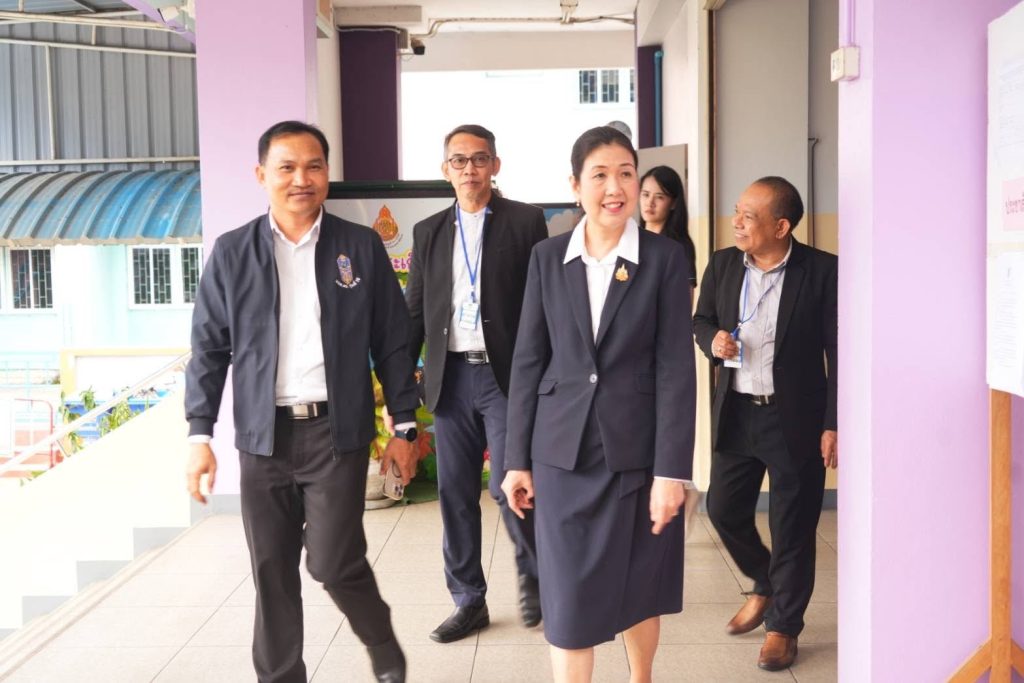 ผู้ช่วยเลขาธิการ กพฐ. ‘อาทิตยา” ตรวจเยี่ยมสนามสอบครูผู้ช่วย กรณีที่มีความจำเป็นหรือมีเหตุพิเศษ สพฐ. พ.ศ.2569 เน้นย้ำโปร่งใส ตรวจสอบได้