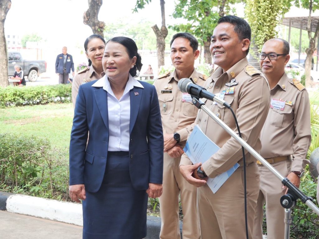 ผู้ช่วยเลขาธิการ กพฐ. ลงพื้นที่ตรวจเยี่ยมสนามสอบแข่งขันเพื่อครูผู้ช่วย กรณีที่มีความจำเป็นหรือมีเหตุพิเศษ พ.ศ. 2569 จังหวัดขอนแก่น ย้ำความโปร่งใส เป็นธรรม และตรวจสอบได้