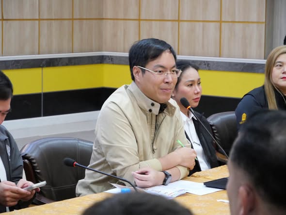 สพฐ. ร่วมคณะ รมช.ศธ. ลงพื้นที่หนองคาย ติดตามนโยบายการศึกษา รับฟังปัญหา พร้อมเร่งฟื้นฟูโรงเรียนประสบอุทกภัย