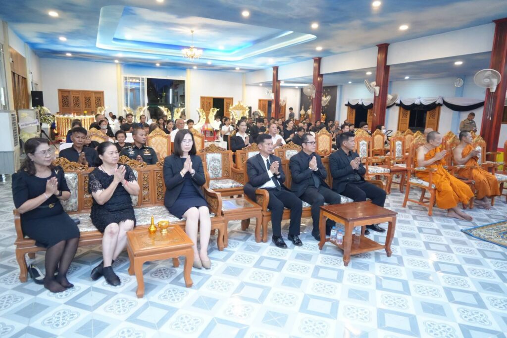 สพฐ. ร่วมพิธีสวดอภิธรรม “ครูนันท์ณัฐพร” ผู้เสียชีวิตจากเหตุความรุนแรงในโรงเรียน พร้อมส่งกำลังใจครอบครัวผู้สูญเสีย
