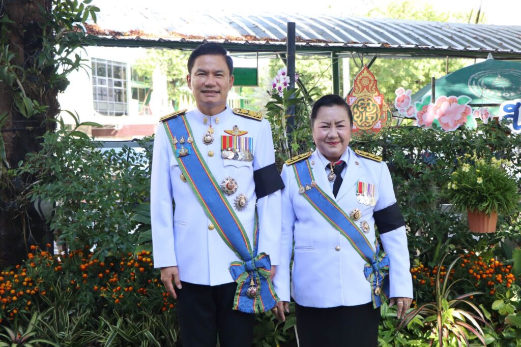 รองเลขาธิการ กพฐ. เข้าเฝ้าฯ ตามหมายกำหนดการพระราชพิธีทรงบำเพ็ญพระราชกุศล ครบรอบ 1 ปี สวรรคต สมเด็จพระนางเจ้าสิริกิติ์ พระบรมราชินีนาถ พระบรมราชชนนีพันปีหลวง