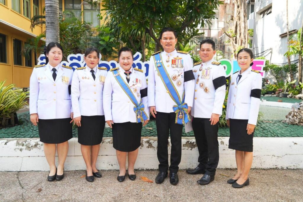 สพฐ. ร่วมเข้าเฝ้าฯ ในพระราชพิธีทรงบำเพ็ญพระราชกุศล ครบรอบ 1 ปี วันสวรรคต สมเด็จพระนางเจ้าสิริกิติ์ พระบรมราชินีนาถ พระบรมราชชนนีพันปีหลวง